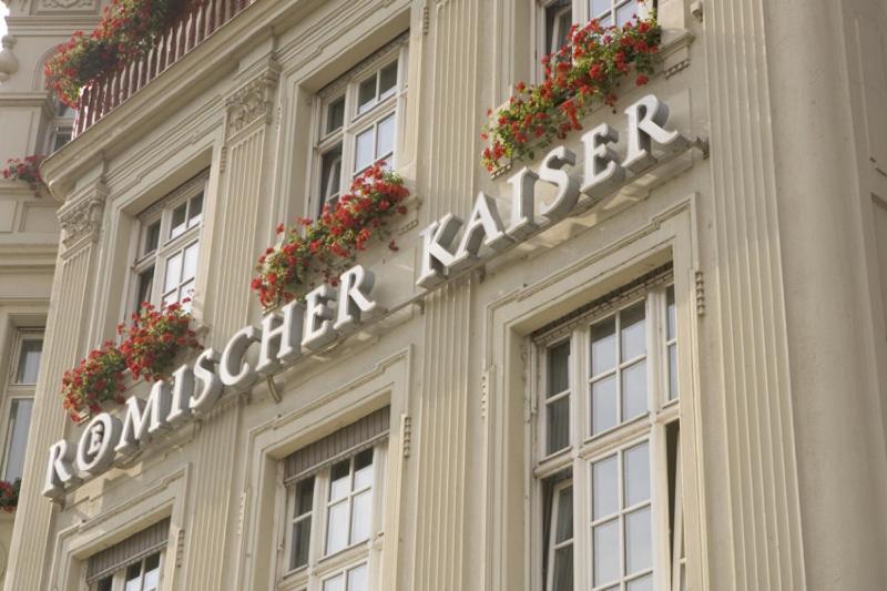 Hotel Romischer Kaiser Трир Экстерьер фото